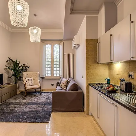 Apartment Palazzo Marescalchi Belli, Vicino Piazza Di Spagna Rome