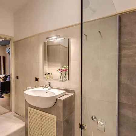 Apartment Palazzo Marescalchi Belli, Vicino Piazza Di Spagna *